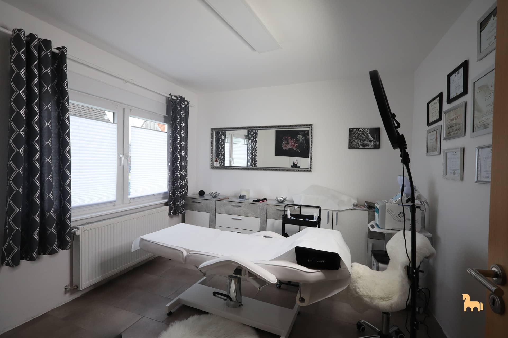 9e146b19-5b8a-4e61-9b6b-95aa2d243c84