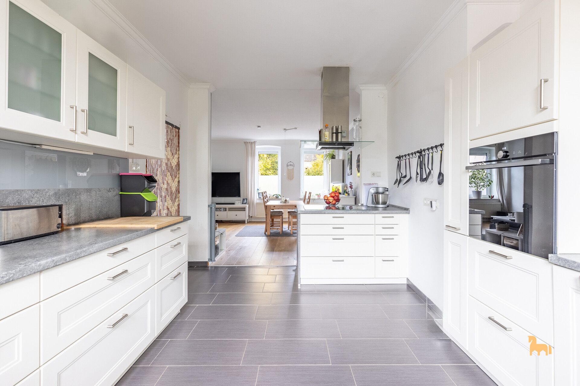 31cc7392-261b-416e-ac18-4fc83e16b7a2