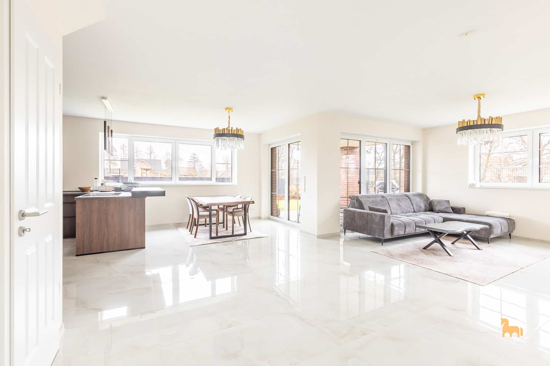 b7713fac-6c6f-41eb-9671-fd0c14d51eb9